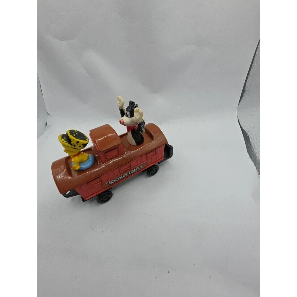 Vintage 1989 Ertl Looney Tunes Sylvester & Tweety & Yosemite Sam Train Car